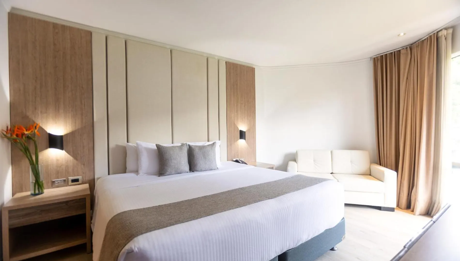 Hotel Dann Carlton Belfort Medellin 5*,  Colombia