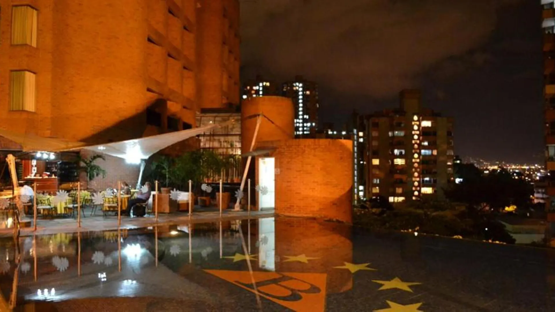 Hotel Dann Carlton Belfort ميديلين